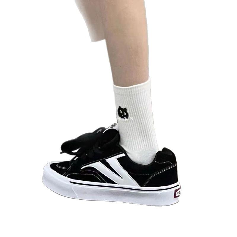 New Single Shoes Children's Japanese Retro 2025 Spring and Autumn Campus Style Board Shoes Popular Versatile Casual Sports Shoes