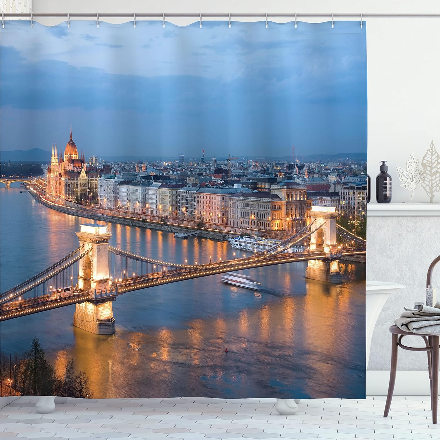 

Budapest Chain Bridge Shower Curtain Cityscape Night View European Travel Decor Linen180X210 W60H190(CM)-1 Pcs