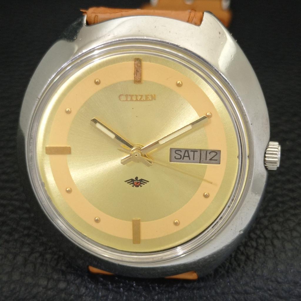 AUTOMATIC VINTAGE CITIZEN 8200 JAPAN MENS GOLDEN COLOR DIAL WATCH a702742-1 R210-a702742