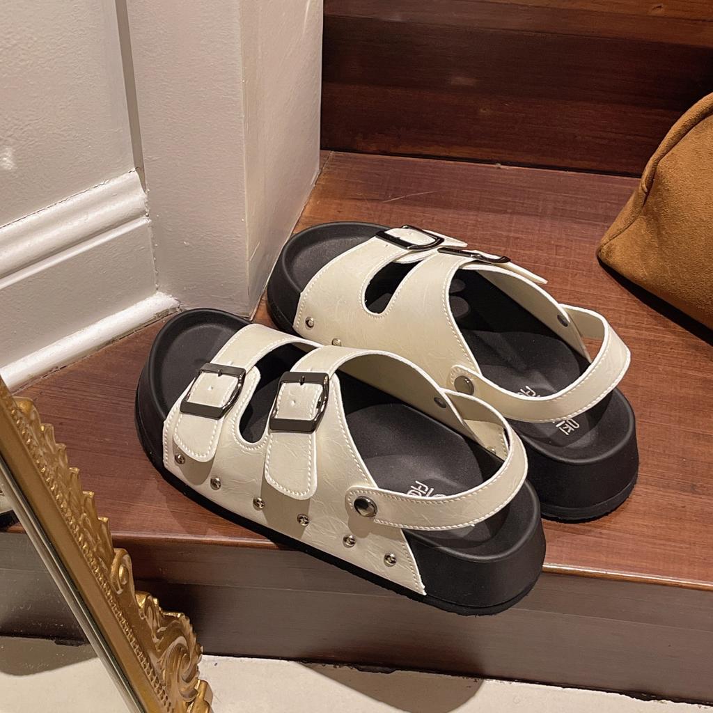 Fashion 2025 Summer Thick Soled Anti Slip Retro French Style Beach Roman Sandals Women Rivets Flat Platform Half Slippers for Outdoor