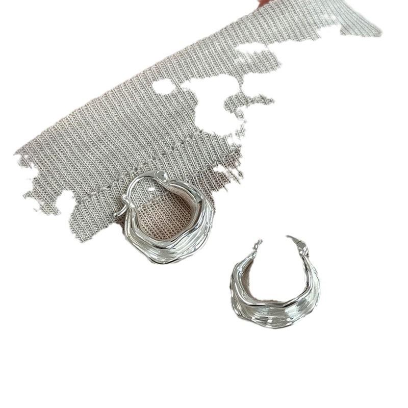 Irregular U-Shaped Striped Metal Ear Cuffs - Women’s Unique, Exquisite, High-end Luxury Earrings