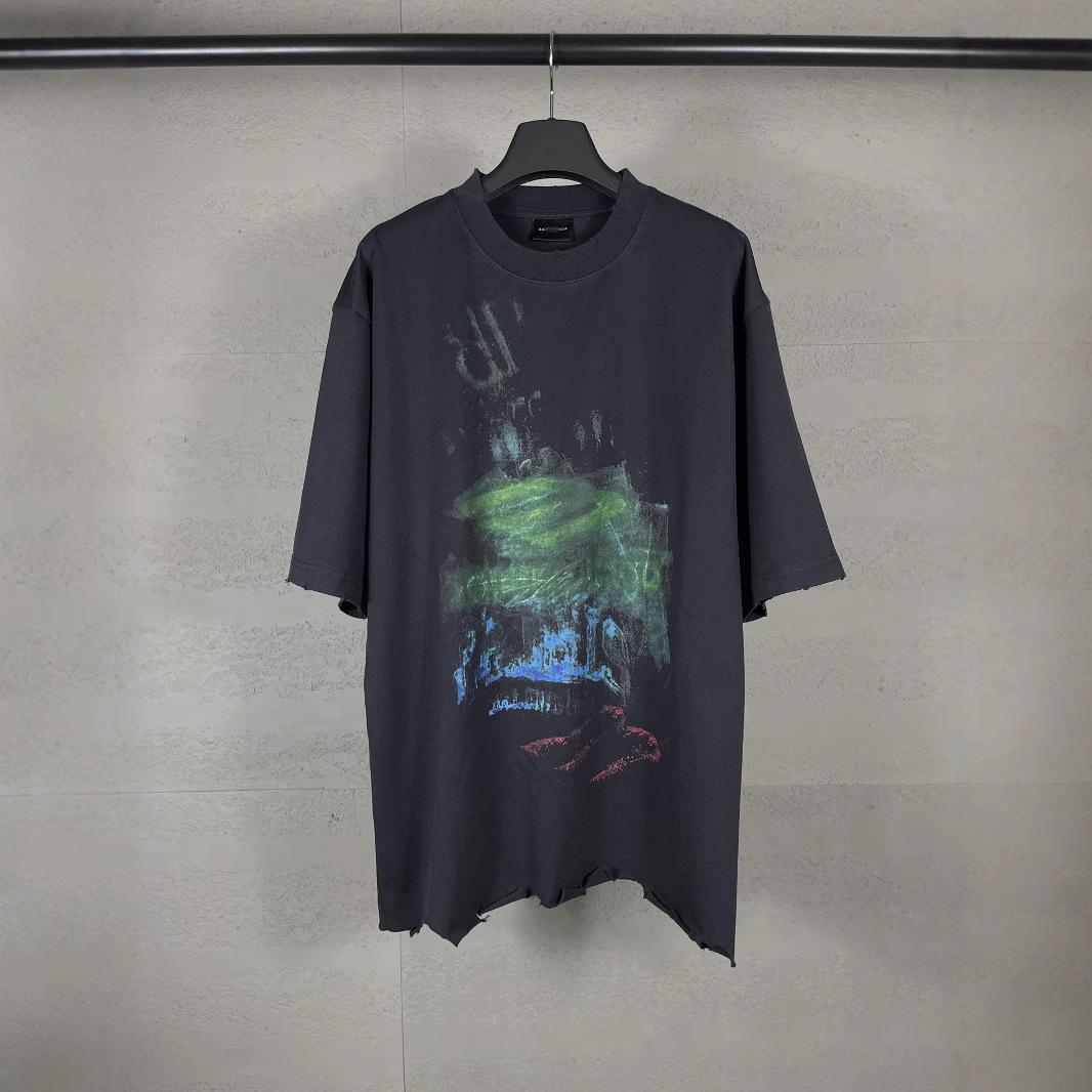 

Authentic Paris B Distressed Hem Washed Blurred Pattern Unisex T-Shirt Medium