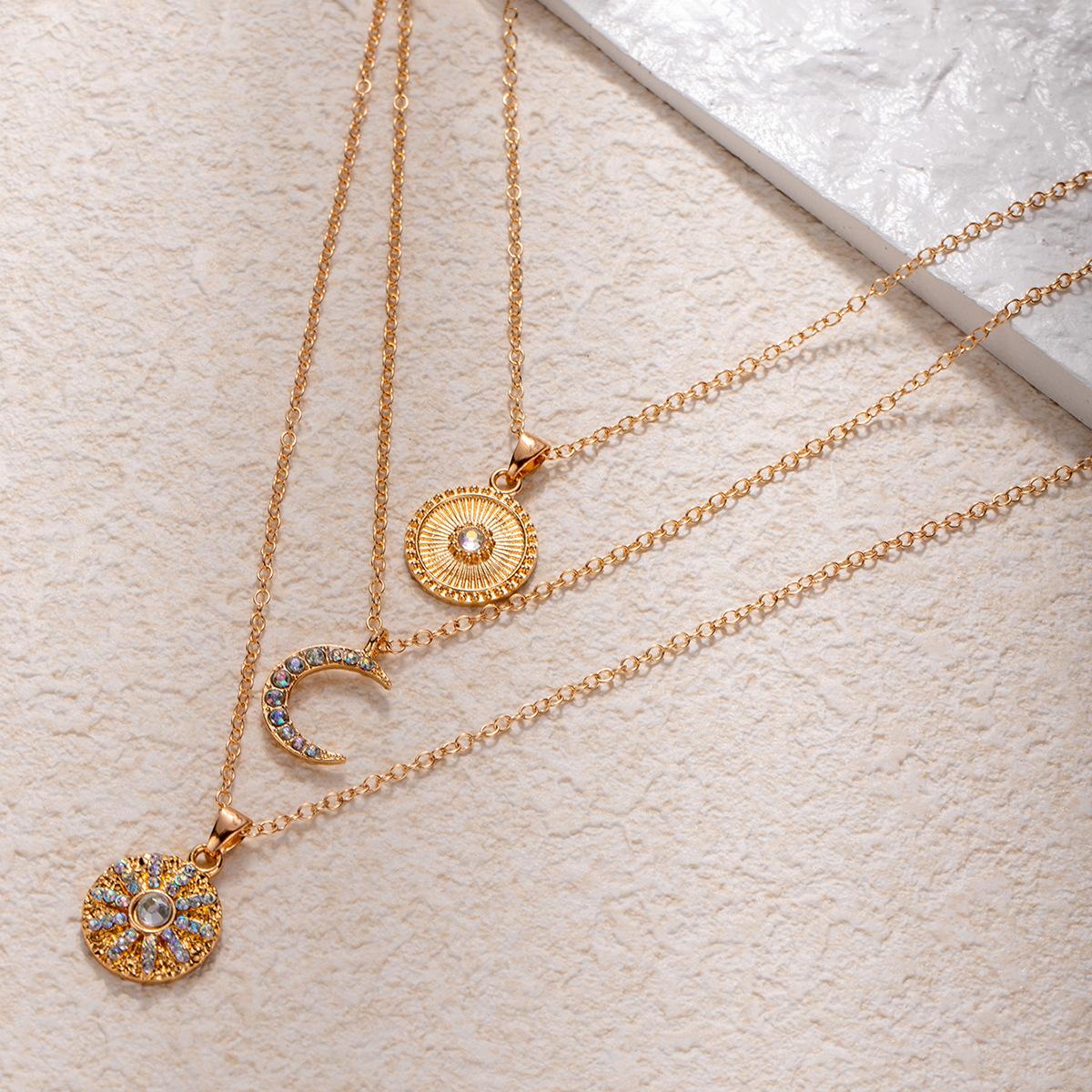 Diamond necklace European and American jewelry multi-layer stacking geometric light luxury high-end pendant sun collarbone chain