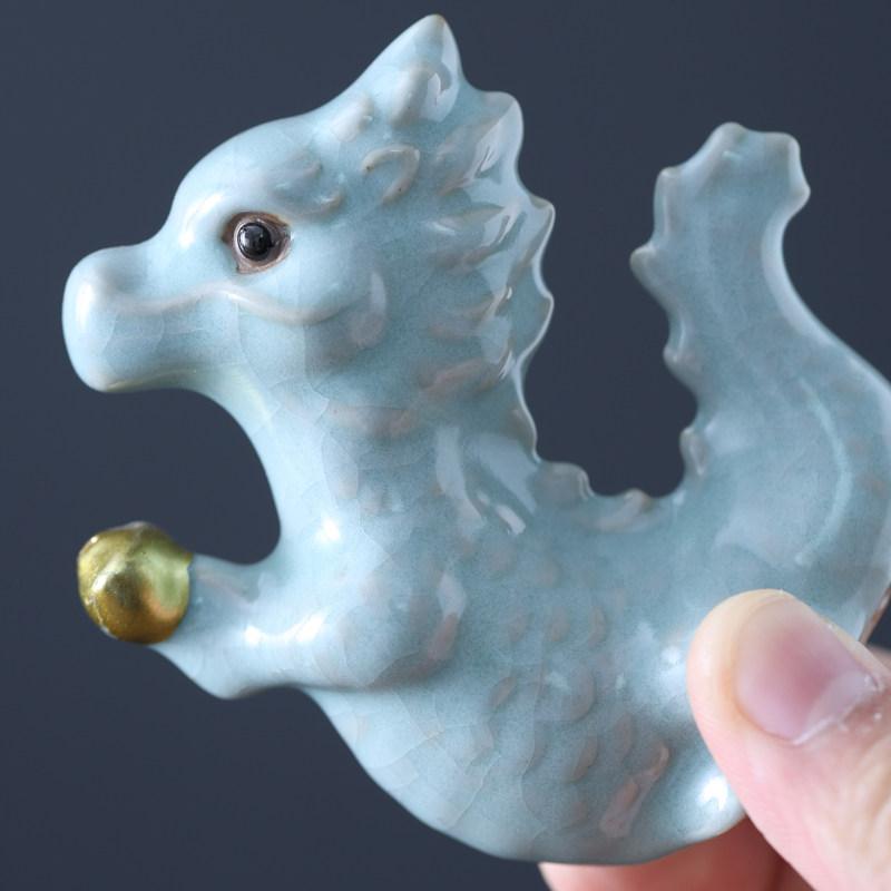 Little Azure Dragon Incense Holder Multi Functional Tea Pet Ceramic Tabletop Tea Game Home Mini Ornaments Chinese Handicrafts