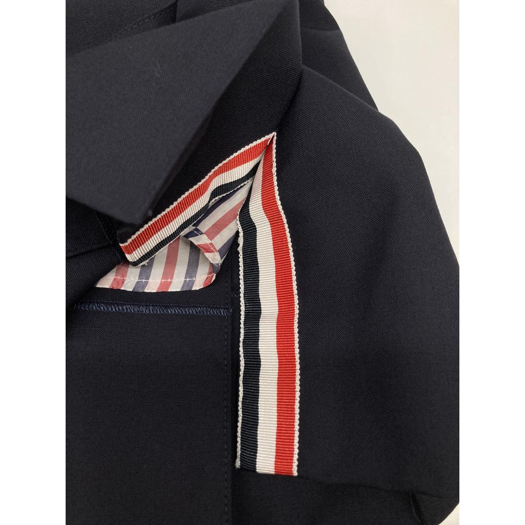 THOM BROWNE FGC402V-06146 Marineblau Uni Webware 4-Riegel Plissee Minirock Rock 38 Marineblau Gebraucht