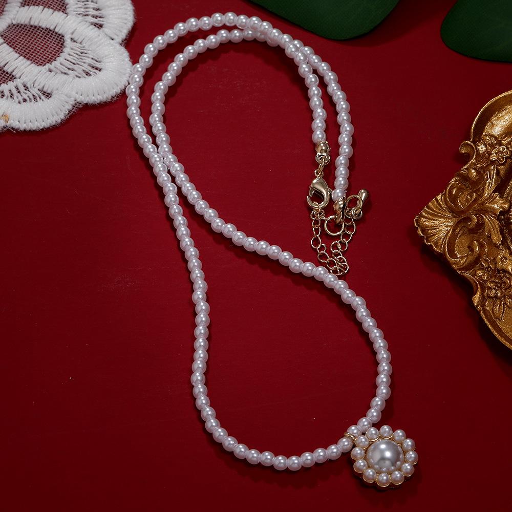 

Retro elegant Hepburn fan pearl necklace banquet temperament personality versatile collarbone chain cheongsam dress with accessories women