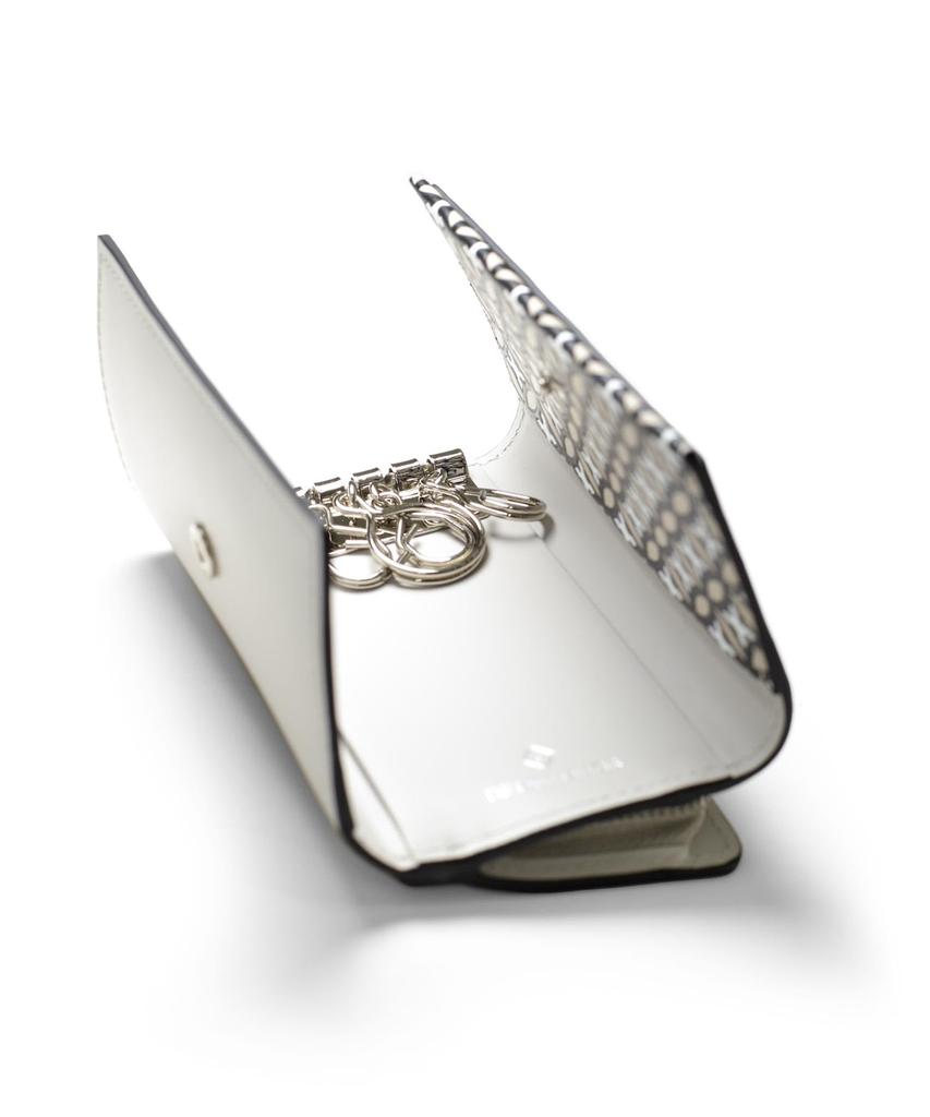 Dressteria Cesky Leather Key Case with Coin Purse, Cowhide Leather, No. 866602, White