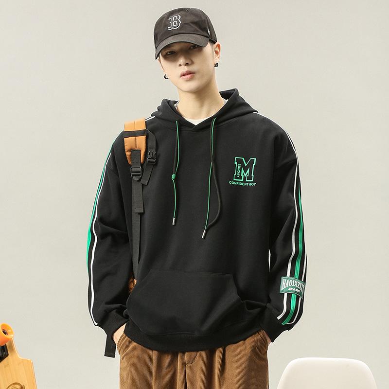 Осенний свитер с капюшоном мужской свободного кроя большого размера модный топ с принтом — фото 4