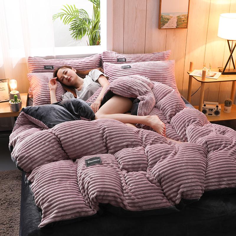 Weishang Thickened Crystal Velvet Four-Piece Set: Solid Flannel Duvet Cover & Warm Bed Sheet