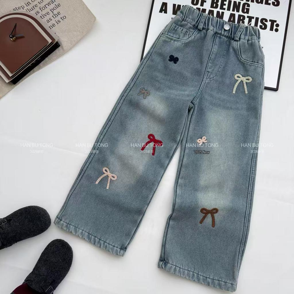 Girls' 2025 Sweater and Jeans Set: Warm Autumn/Winter Knit Pullover with Bow.