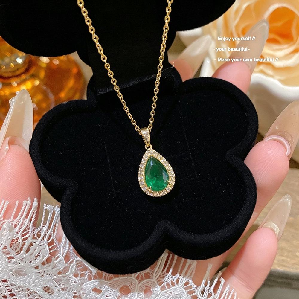 Emerald Water Drop Zircon Pendant Necklace - Exquisite INS Style Luxury Clavicle Chain