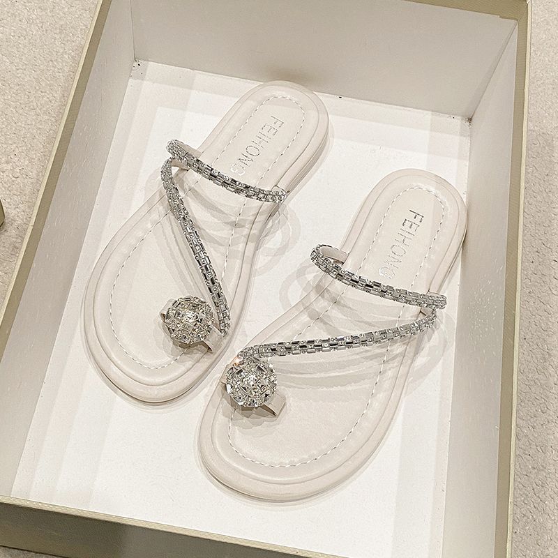Popular Set of Toe Sandals for Women In Summer 2025, New Korean Version Flat-bottomed Outer Wear, One-word Rhinestone Round Head Slippers for Women