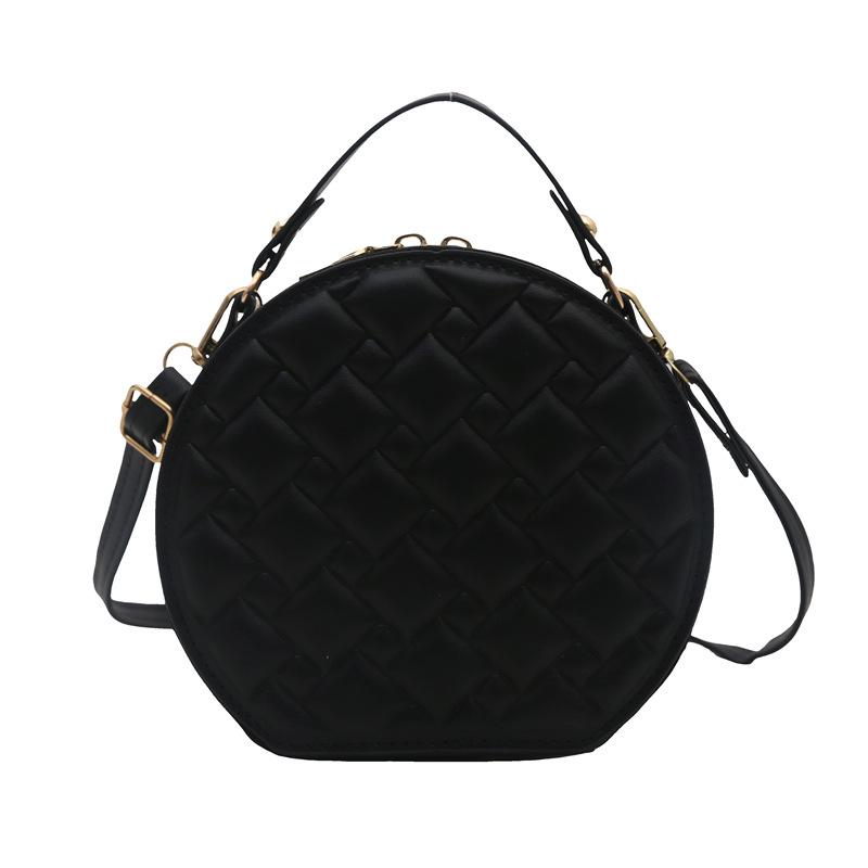 Women's niche design Internet celebrity handbag 2025 spring new versatile ins shoulder messenger bag small round bag women