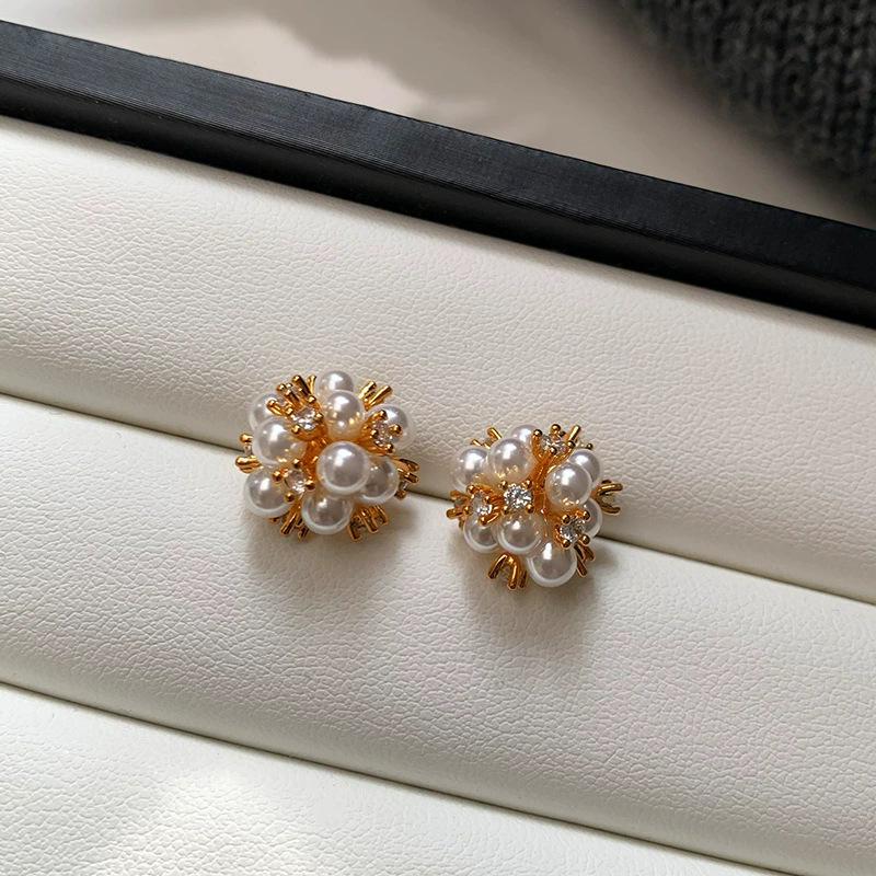 Sterling silver needle champagne flower cluster light luxury high-end stud earrings women s exquisite atmosphere pearl flower ball earrings