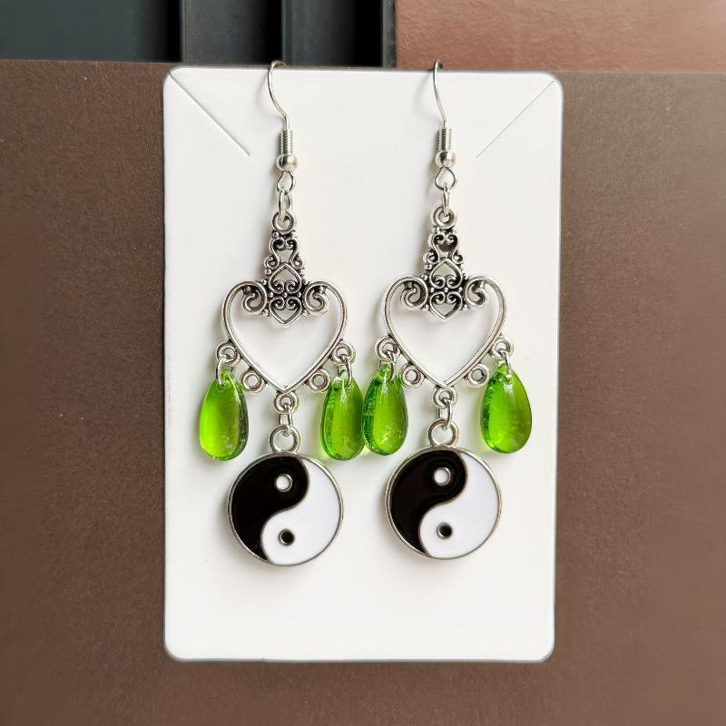 1Pairs Vintage Silver Dangle Earrings Hollow Butterfly Emerald Green Gem For Party Daily Wear Vacation