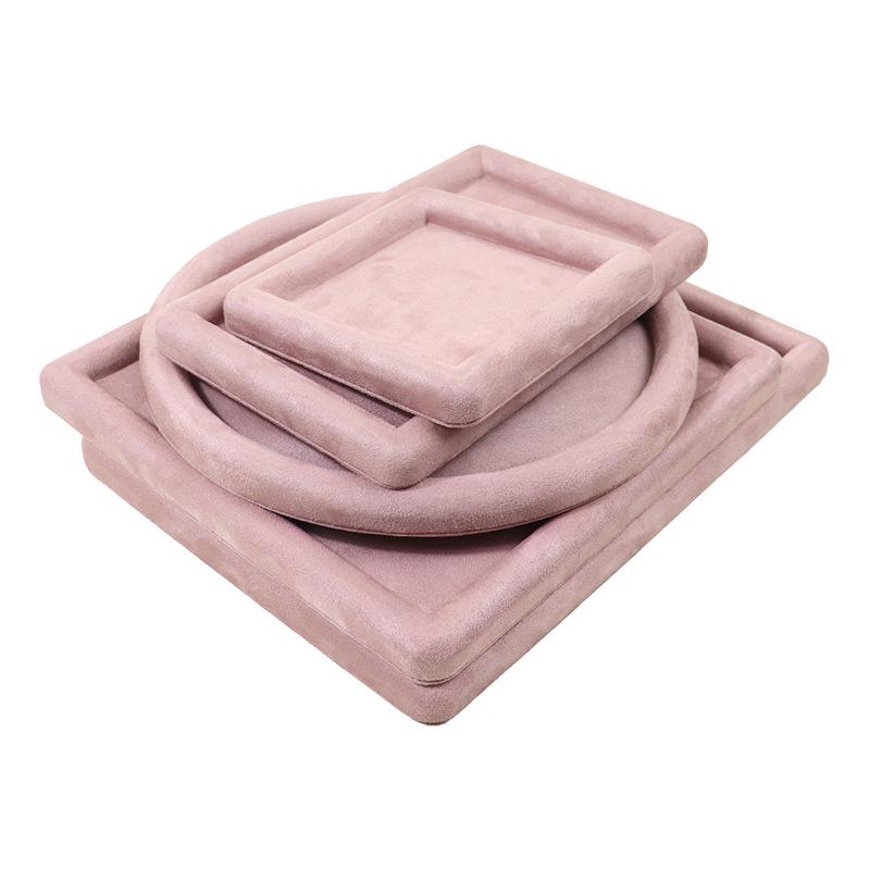 

Подставка для ювелирных изделий из кашемировой кожи с подкладкой из микрофибры