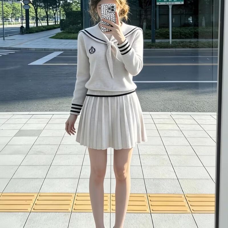 La Chapelle Petite-Friendly Academic Style Autumn Outfit 2026