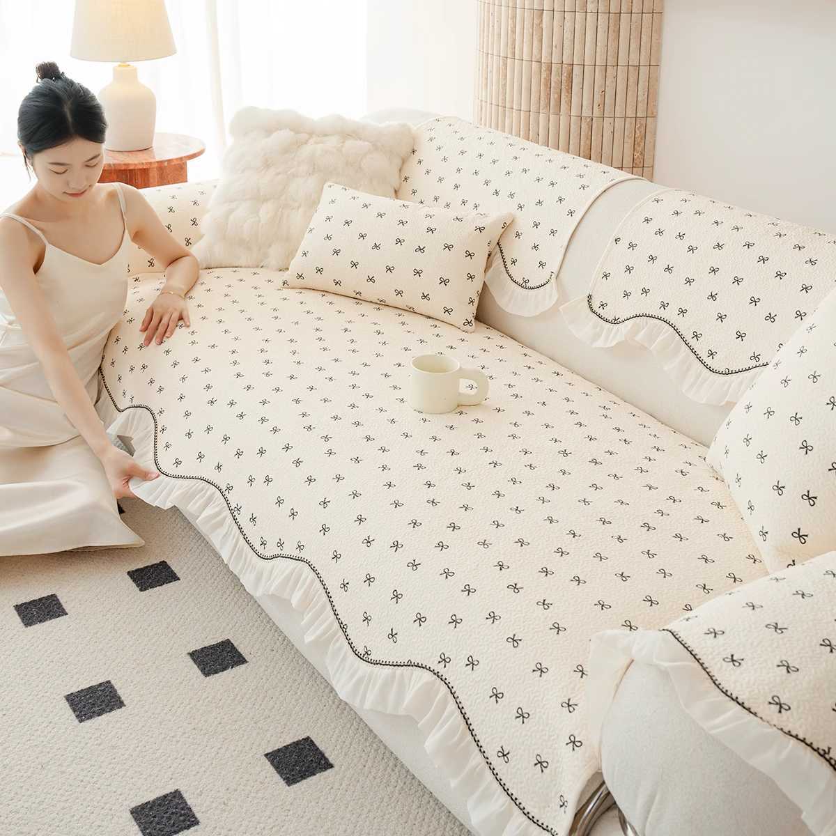 

Маленькая свежая хлопковая 2025 новая подушка для дивана универсальная для всех сезонов девчачий стиль фиксированная нескользящая накидка на подушку сиденья дивана 30 * 50Cm waist pillowcase