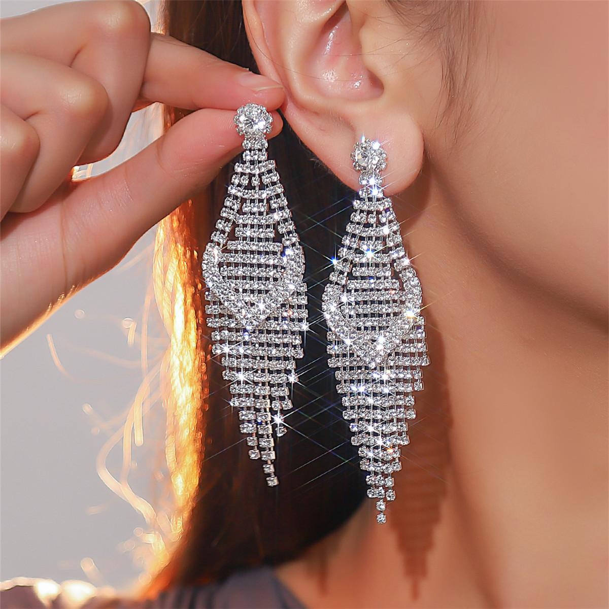 

Super flash full diamond long fringed earrings fashion stud earrings срібний