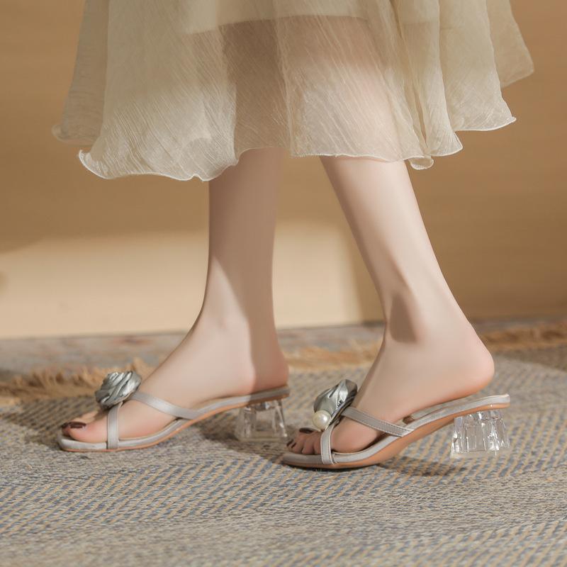 2025 Summer New Square Head Open-toed Middle Heel Fairy Style Temperament with Flower Pearl Crystal and Cool Slippers Woman