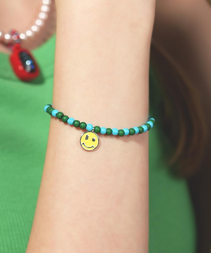Bonbeau Coloring Smile Charm Acrylic Ball Bracelet