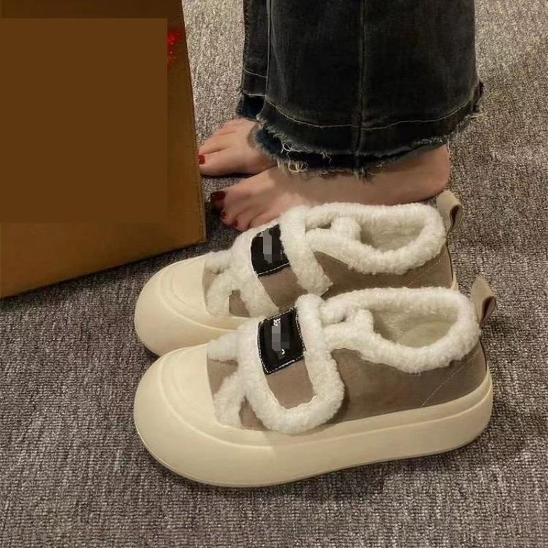 

Хлебные туфли женские осень и зима новые бархатные теплые нишевый дизайн повседневные туфли липучка хлопковые туфли 40