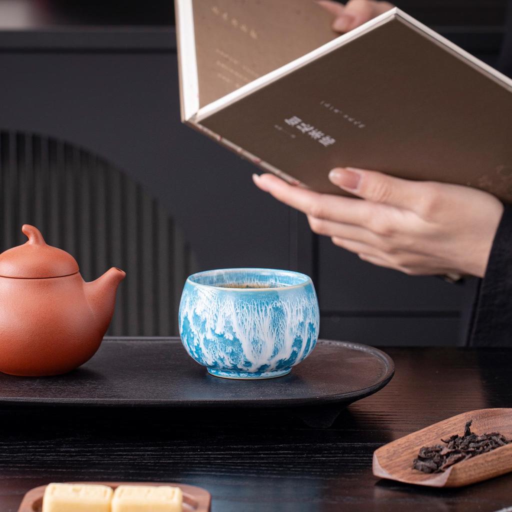 Creative Ceramic Petal Tea Cup - Perfect for Personal Kung Fu Tea Tasting