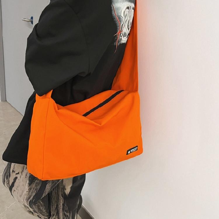 Fashionable Unisex Shoulder Bag with Ample Storage Space Casual Crossbody Bags