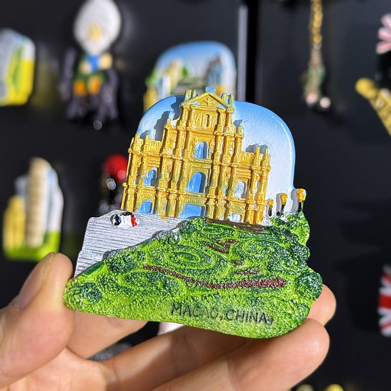 3D City Travel Souvenir Magnets: European and Global Regions