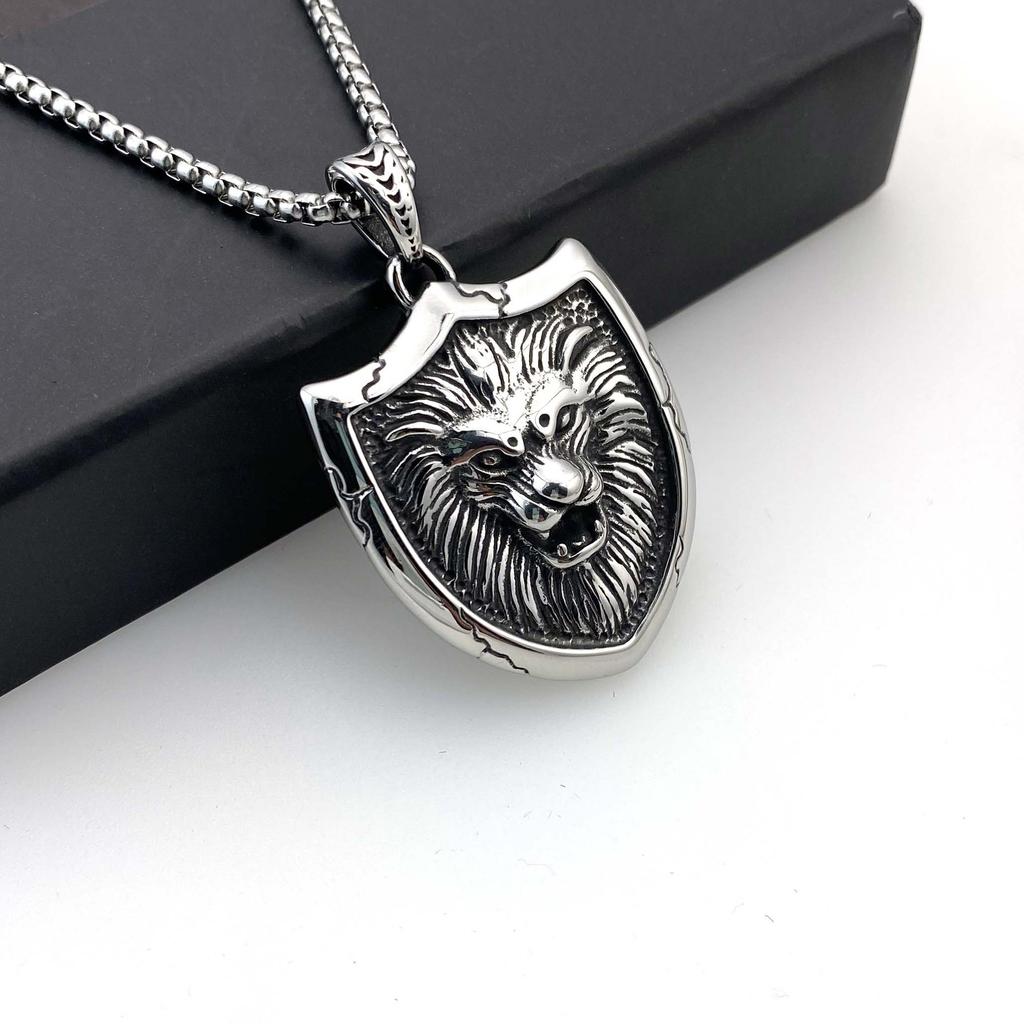 Titanium Steel Lion King Shield Pendant Vintage Stainless Steel Necklace Necklace Sweater Chain Accessories For Men And Women