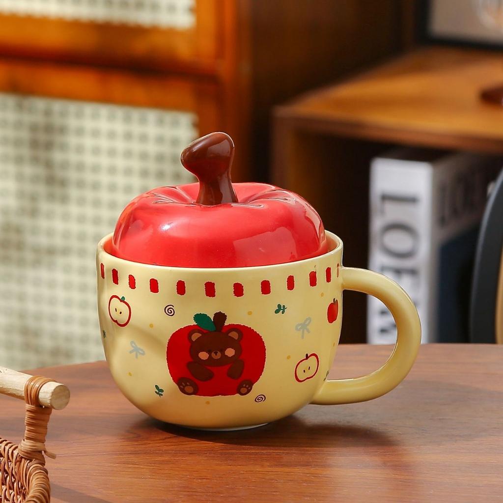 Creative Apple Ceramic Mug with Lid Retro Drinking Cup High Appearance Level Home Breakfast Cup Coffee Cup Souvenir