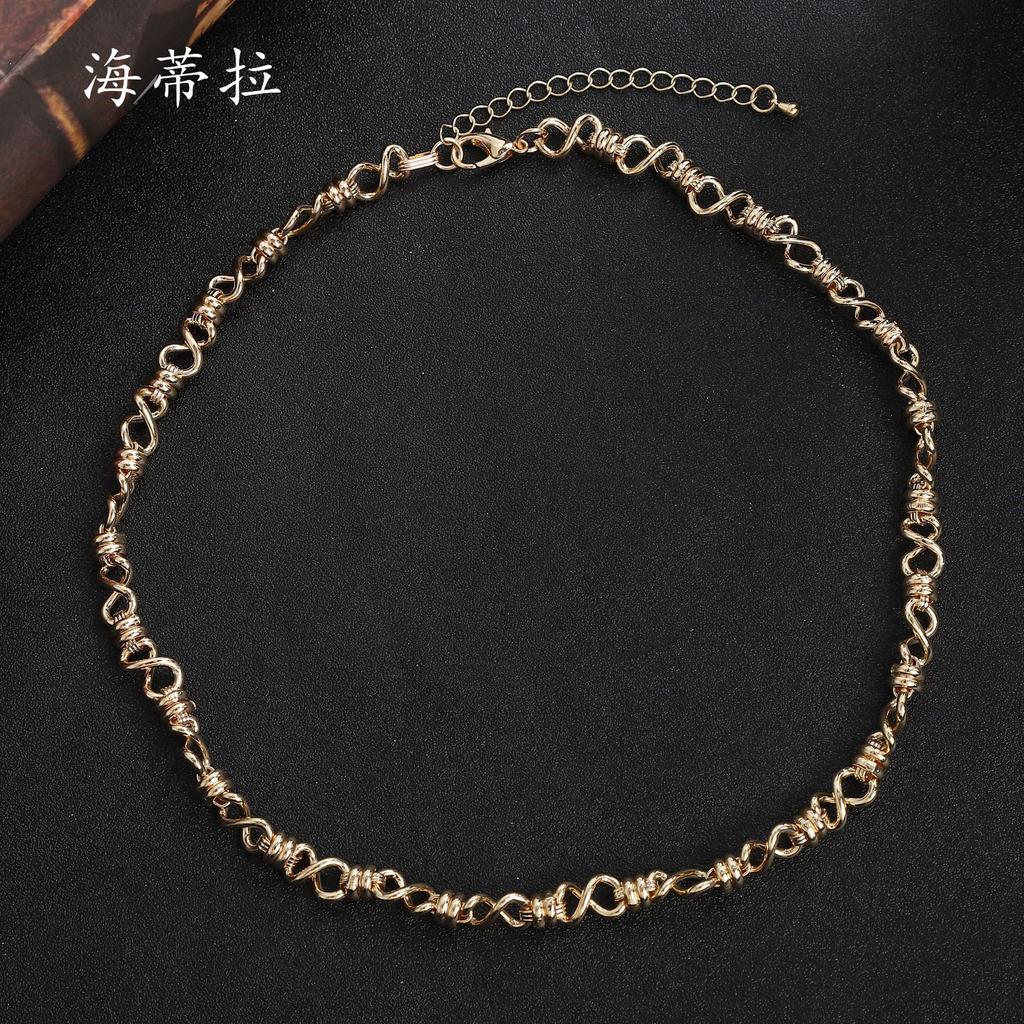 New irregular 8-character hip-hop necklace, fashionable punk style men's and women's niche versatile collarbone neck chain