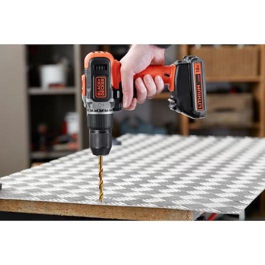 BLACK & DECKER | Cordless Drill/Driver with 2.0 Ah/4.0 Ah Battery | BCD003MEM2K-QW | May 18 | 2.0/4.0 Ah | Lithium