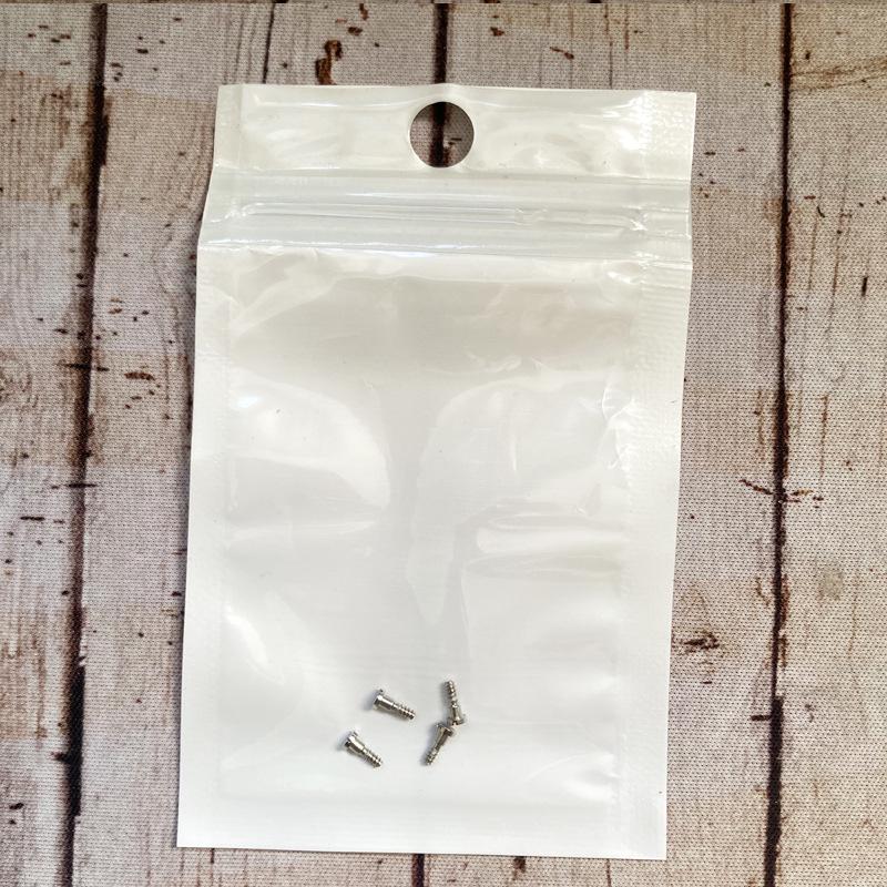 

Совместимые винты для металлического корпуса часов Casio Small Square для DW-5600/5610/M5610/GA2100 - Черные Серебристые