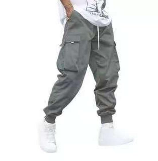 

«Модный мужской комбинезон свободного кроя 2023 года — весенний стиль с множеством карманов для подростков». XXXL