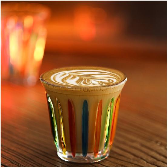 Tazza in Vetro Sporca Dipinta a Mano Art Espresso Latte Tazze Tazze Classiche Chic Ufficio Casa Tazza Acqua Caffetteria Bar