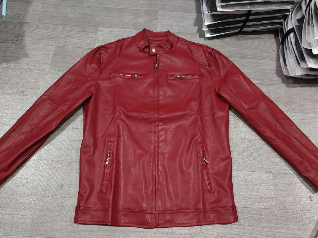 Zimowa motocyklowa kurtka PU z wieloma kieszeniami, kołnierzem stojącym i zamkiem błyskawicznym