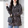 MODIQUE Frühling Sommer Übergröße Neue Damen Lose Vintage Zebrastreifen Bluse Shirts Weibliche Chiffon Casual Übergröße Langarm V-Ausschnitt Top