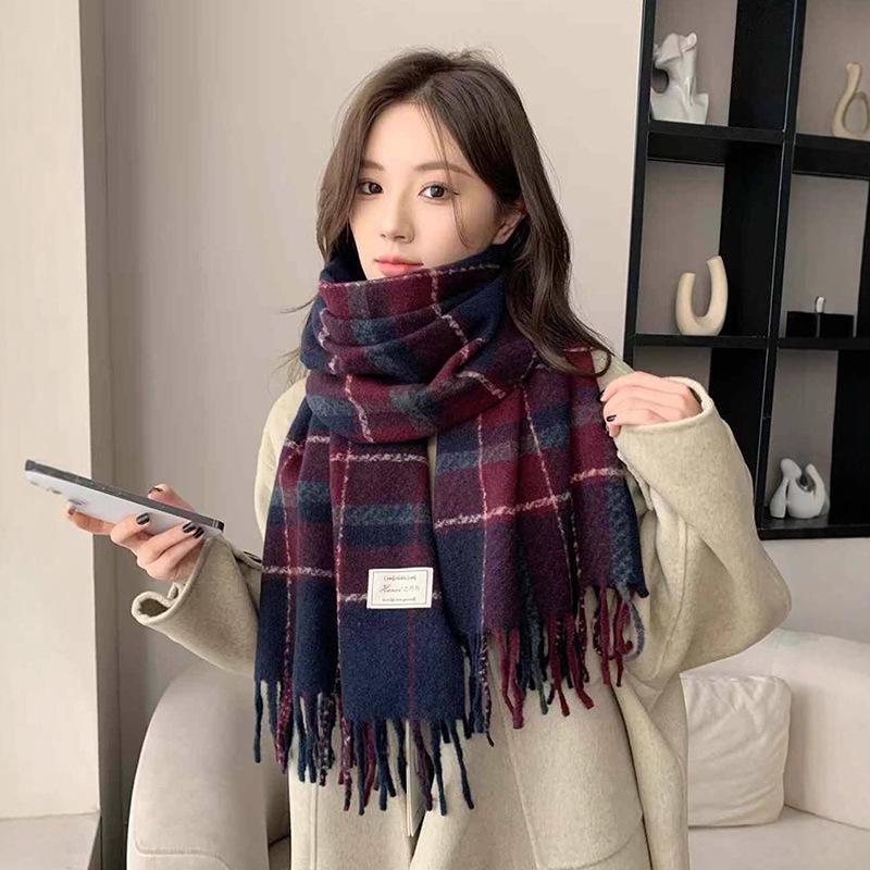 Scarf autumn and winter women's new autumn and winter atmosphere plaid scarf high-end scarf