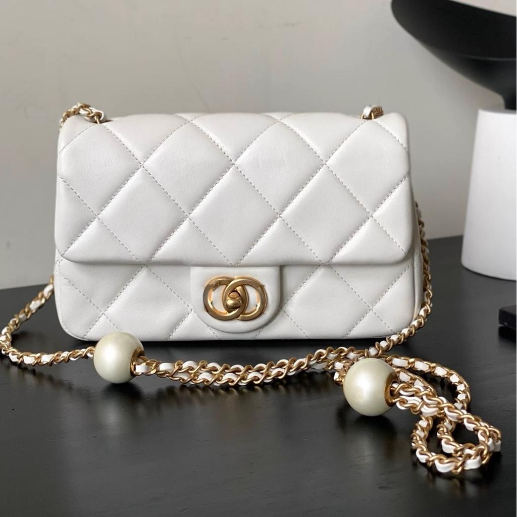 New real sheepskin small bag women's fashion shoulder crossbody small square bag double pearl light luxury dumpling chain bag