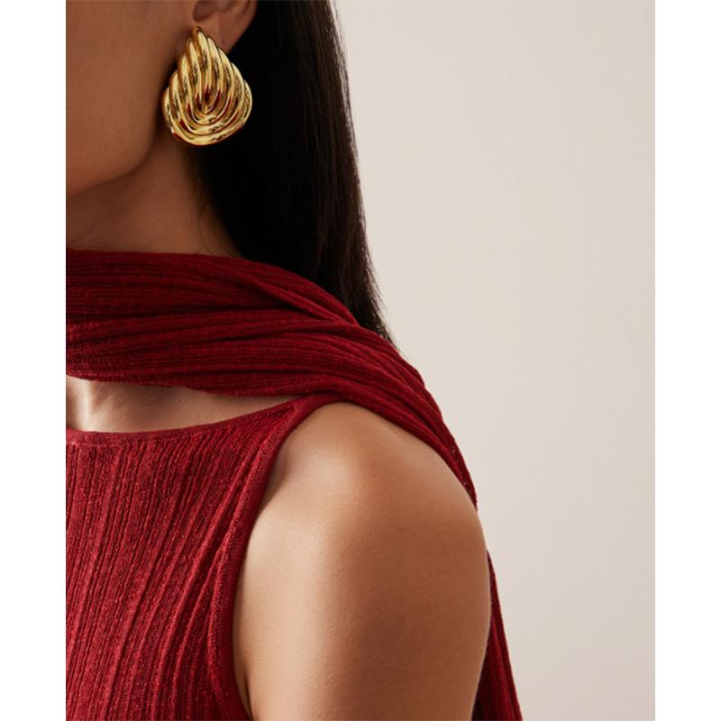 Fashion Style Metal Threaded Shell Stud Earrings, Simple Design Geometric Ring Kinked Earrings