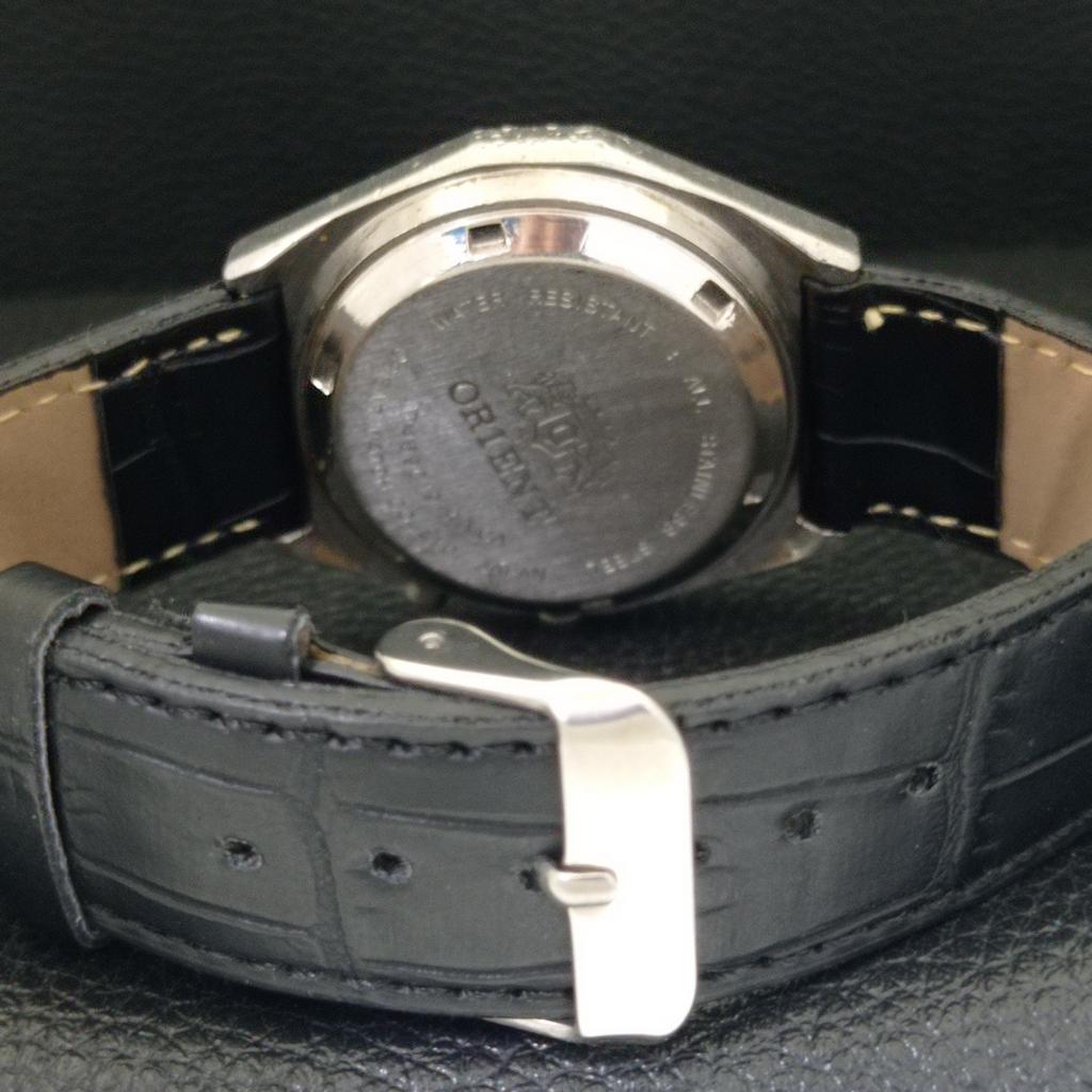 VINTAGE ORIENT AUTOMATIC 46941 JAPAN MENS WHITE COLOR DIAL WATCH a700152-5 R201-a700152