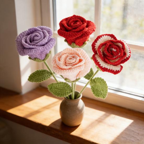 Floare de Trandafir Croșetată Manual Buchet de Trandafiri Tricotați cu Frunze Ziua Îndrăgostiților Aniversare Zi de Naștere Trandafir Artificial Cadou pentru Femei Profesor Mamă Prietenă