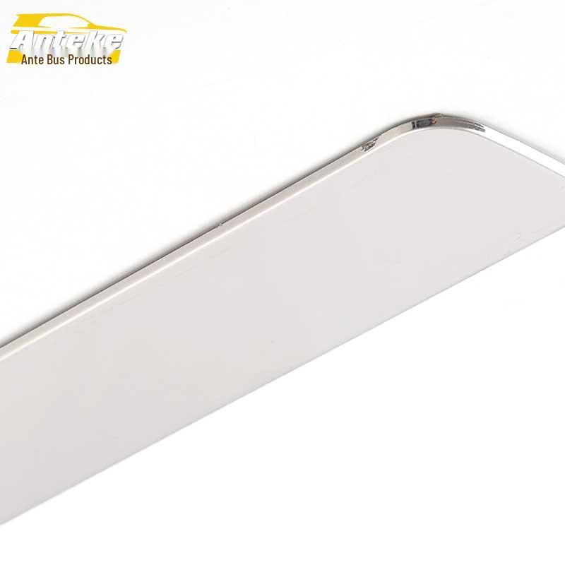 Kia KX3 Bakluckeklädsel & Bagageskydd: Repskyddande klistermärke för stötfångare