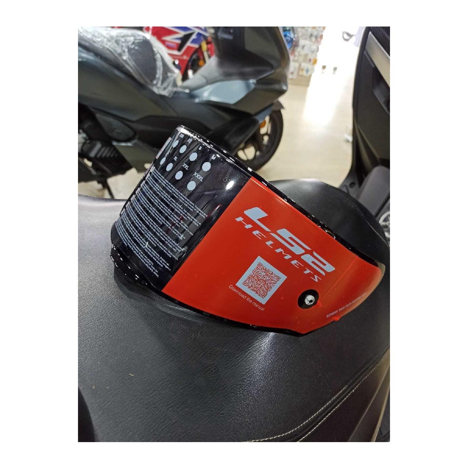

Matte Black Rapid Helmet (with Black Visor)