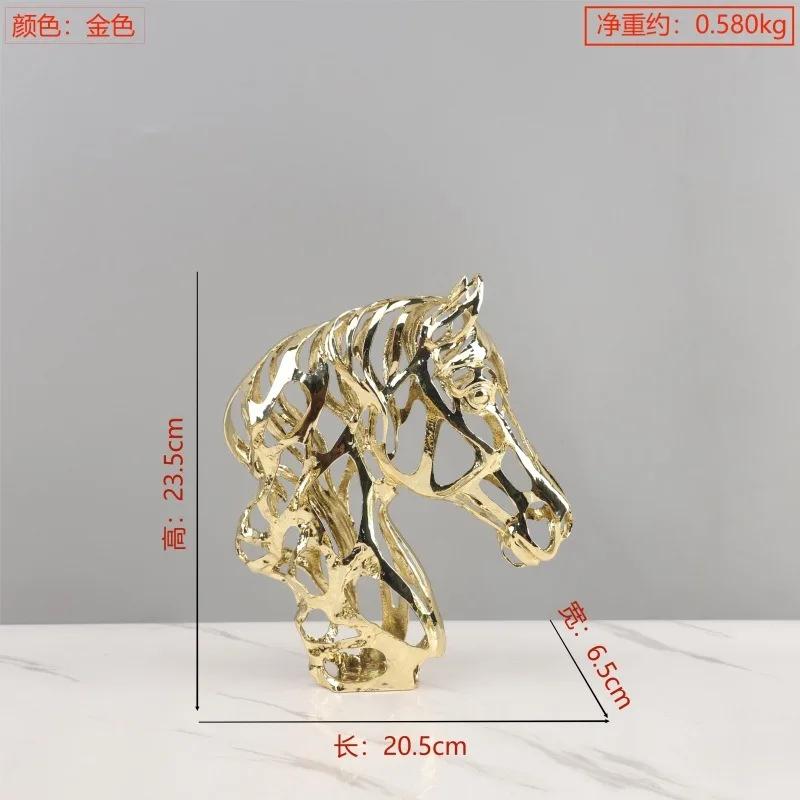 European Style Light Luxury Gold Hollowed Out Lion Horse Elephant Animal Sculpture Living Room Metal Decoration Home Accessories