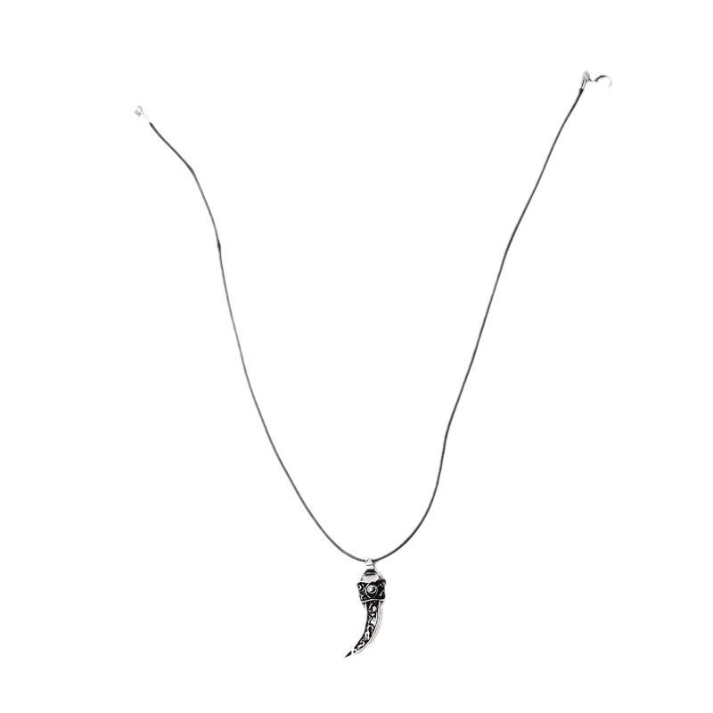 Necklace Men's Titanium Steel, European and American Retro Gemstone Wolf Tooth Short Clavicle Leather Rope Pendant Production