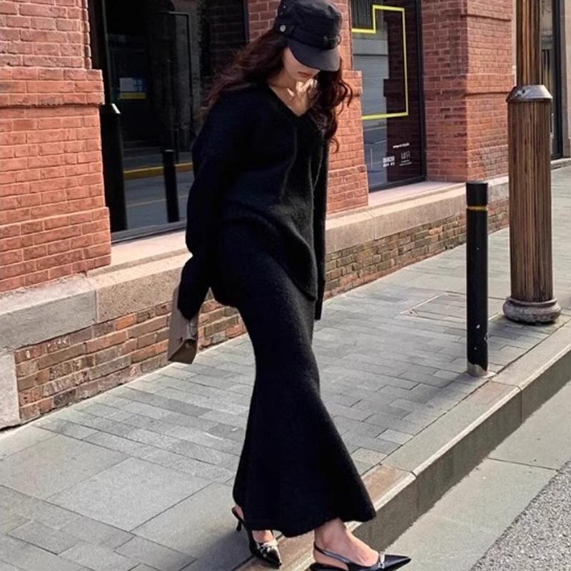 Autumn Winter V-neck Loose Pullover Sweater Set Knitted Elegant Skirts Women Casual Two-piece Set Fashion Outfit Simple Solid Color Office Clothing