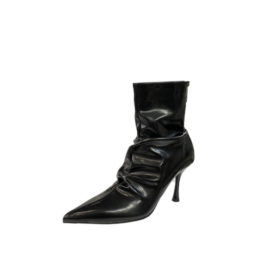 Pointed buckle pleated pile boots women's 2025 autumn and winter new punk style knight boots fried street babes medium boots tide