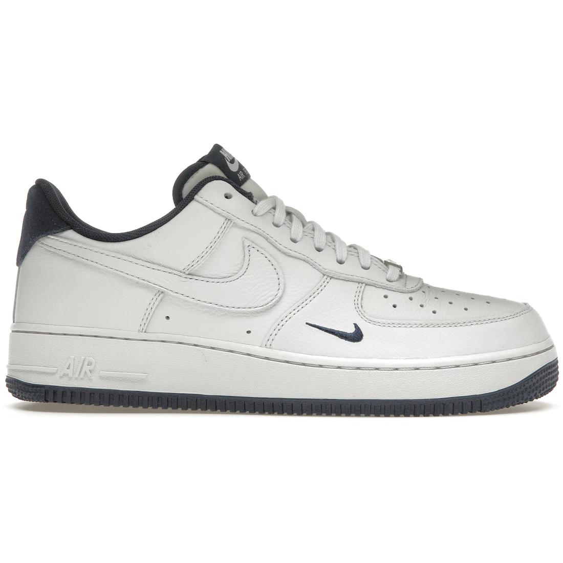 

Nike Air Force 1 Low 07 LV8 Photon Dust Obsidian 44.5